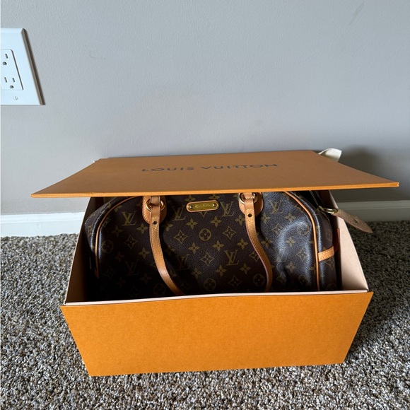 ✨ Louis Vuitton Rivoli PM - Picture 7 of 7